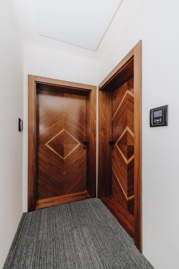 Boutique Luxury Apartments Kragujevac Eksteriør billede